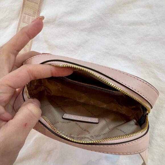 Michael Kors Jet Set Belt Bag Pink Leather Coquette Balletcore Minimalist Travel - Picture 5 of 10